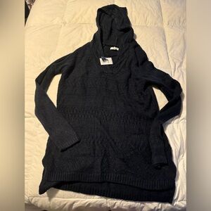 Women’s sweater